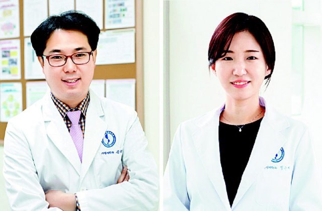 아주대병원 가정의학과 김규남 교수(왼쪽)와 정수지 임상강사.