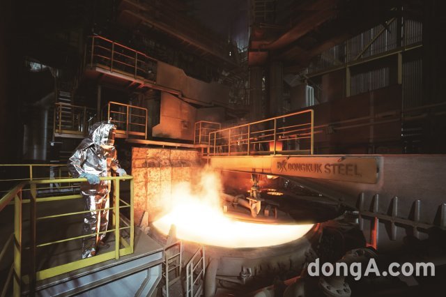 동국제강 인천공장 에코아크 전기로. 동국제강 제공