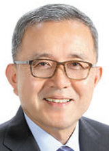 김판석 유엔 국제공무위원회 위원·연세대 명예교수