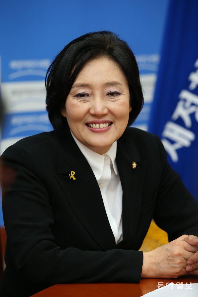2014년 5월 새정치민주연합 원내대표에 선출된 박영선 전 장관. 동아일보DB