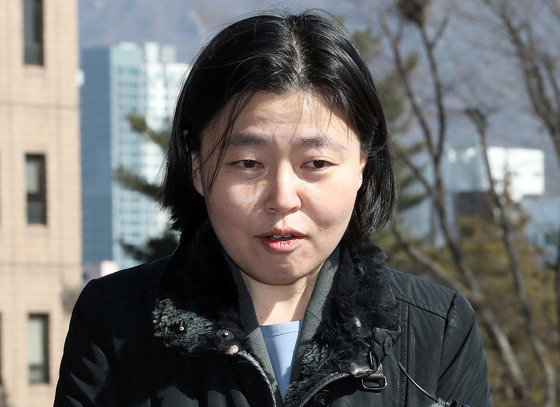 임은정 대구지검 중요경제범죄조사단 부장검사가 2일 오후 경기도 과천 법무부 청사에서 열린 검사적격심사위원회에 출석하며 취재진 질문에 답하고 있다. 2023.3.2/뉴스1 ⓒ News1