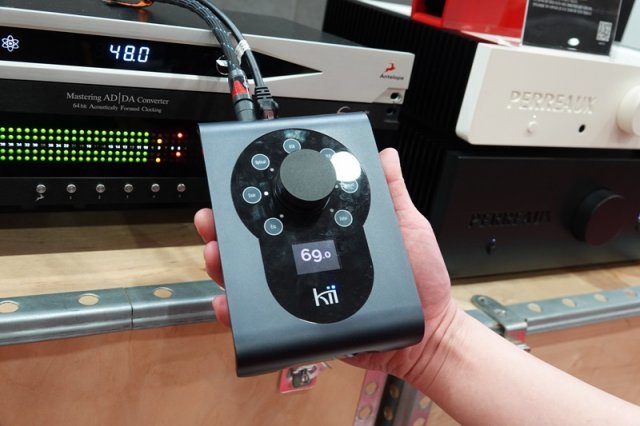 키오디오 스피커의 프리셋을 조정하는 장치, 출처=IT동아