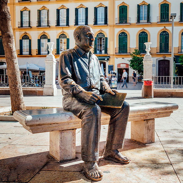 말라가에 자리한 피카소 동상(스페인관광청 제공)