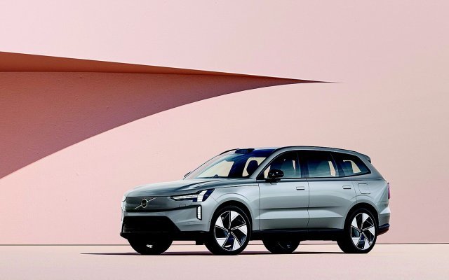볼보 전기 SUV ‘EX90’. 볼보자동차코리아 제공