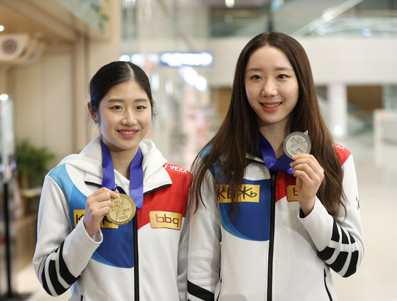 여자 피겨스케이팅 대표 이해인(왼쪽)과 김예림. /뉴스1