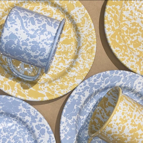 옐로우 마블은 현재까지도 가장 인기있는 색상 중 하나다_출처 : 크로우캐년