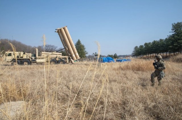 주한미군의 사드 발사대 훈련 모습