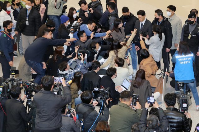 전우원 씨. 공항사진기자단