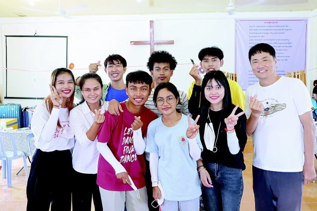2022년 9월 캄보디아 해외선교에서 만난 캄보디아 왕립 프놈펜대학교 한국어과 학생들.