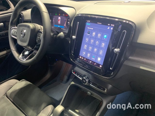 볼보 차량에 탑재된 누구 오토. 사진=두가온 동아닷컴 기자 gggah@donga.com