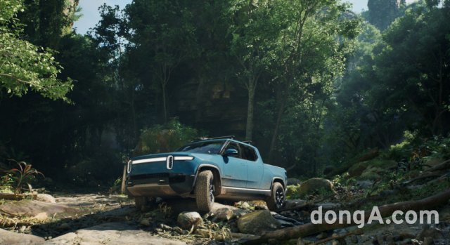 리비안 R1T의 주행 모습을 담은 언리얼 엔진 5.2 테크 데모 ‘일렉트릭 드림’. 에픽게임즈 코리아 제공