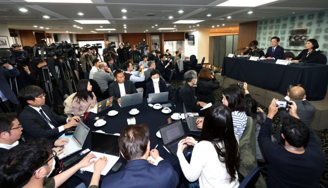 이재명 더불어민주당 대표가 11일 오후 서울 중구 프레스센터에서 열린 외신기자클럽 간담회에서 발언하고 있다. 2023.4.11/ 국회사진취재단