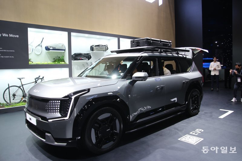 대형 전기 SUV인 EV9은 넓은 실내 공간이 인상적인 차량이다. 고양=이건혁 기자 gun@donga.com