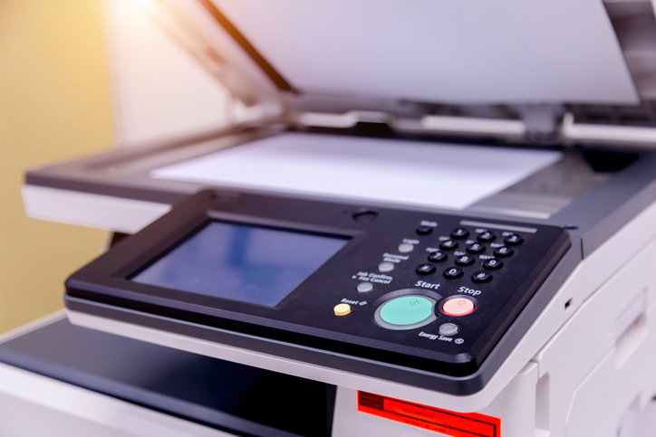 인쇄, 복사, 팩스, 스캔까지 다 되는 사무용 복합기는 사무실에서 가장 복잡하고 번거로운 기기로 꼽힌다. 게티이미지