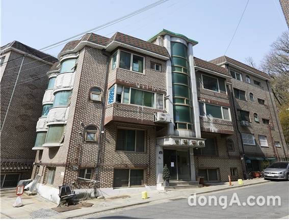 반지하 건물 외부. LH 제공