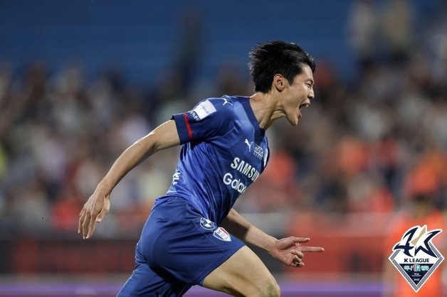 수원이 강원을 2-0으로 이겼다. 한국프로축구연맹 제공