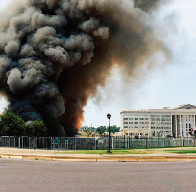 5월 22일(현지 시간) 트위터에 미국 국방부(펜타곤) 옆 건물이 불타고 있는 가짜 이미지가 급속도로 퍼져 많은 사람이 공포에 휩싸였다. [트위터 캡처]