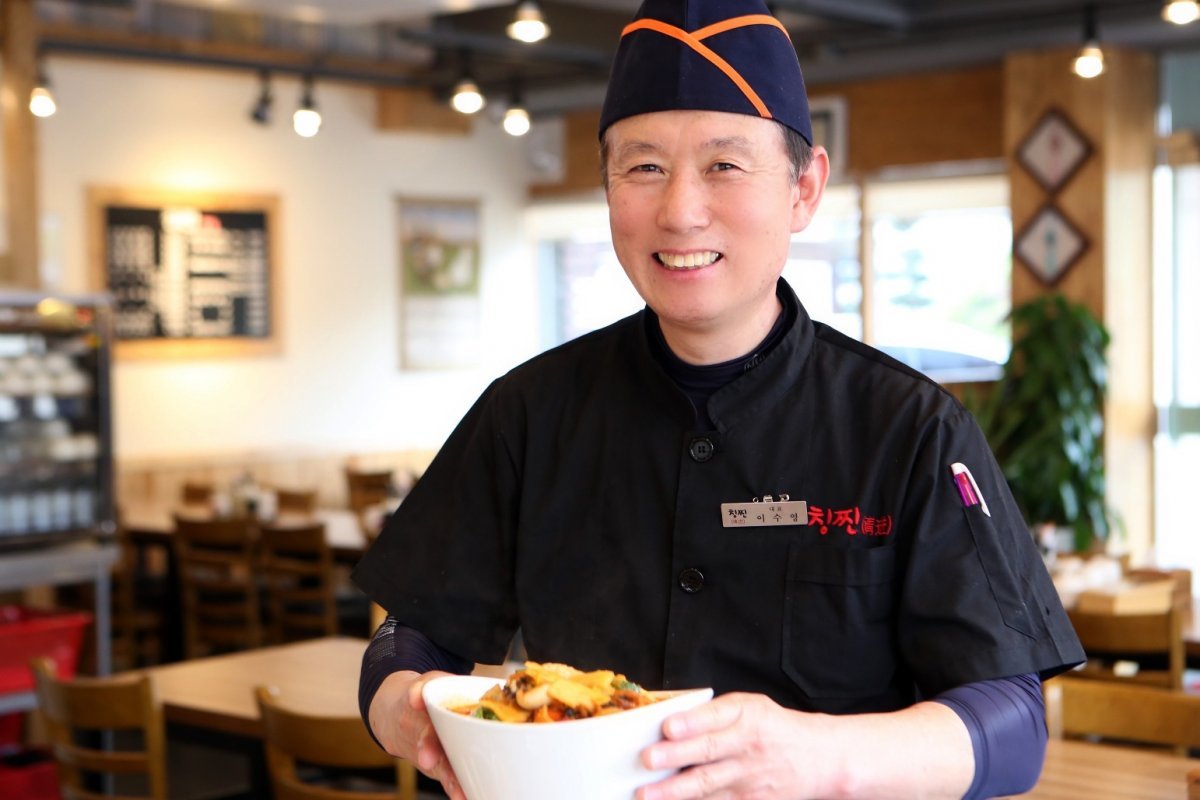 23년간 짜장면 봉사를 해온 ‘칭찐’ 이수영 대표(62). 사진=본인 제공