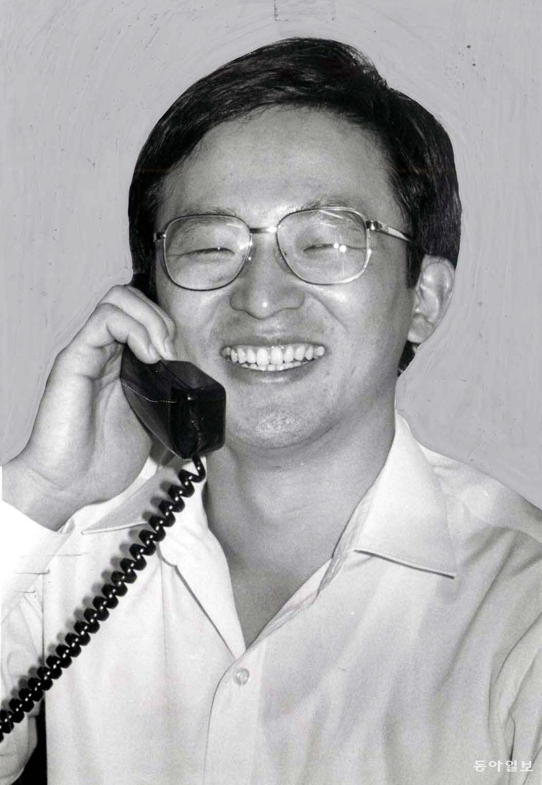 1992년 10월 사법시험에서 수석 합격의 영광을 차지한 28세 원희룡 장관의 모습. 동아일보DB