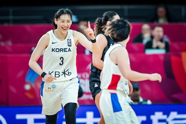 한국 여자농구 대표팀이 아시아컵 첫 경기에서 뉴질랜드에 석패했다.(FIBA 아시아컵 홈페이지 캡처)