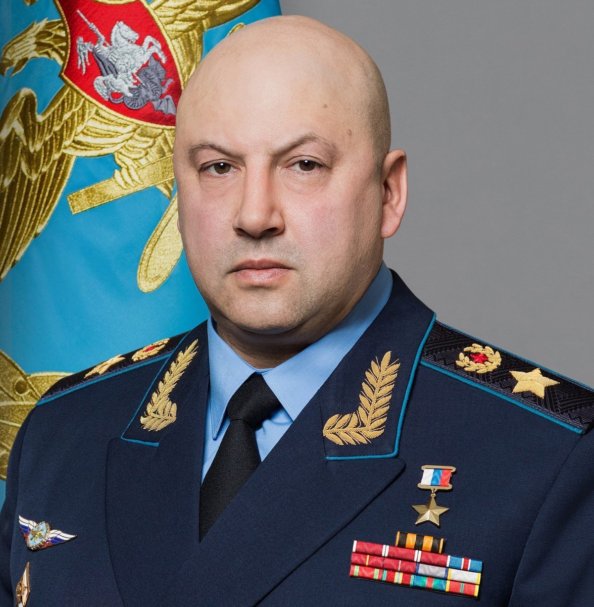 러시아 당국에 체포된 세르게이 수로비킨 현 러시아 항공우주군 총사령관(대장). @spectatorindex 트위터 캡처