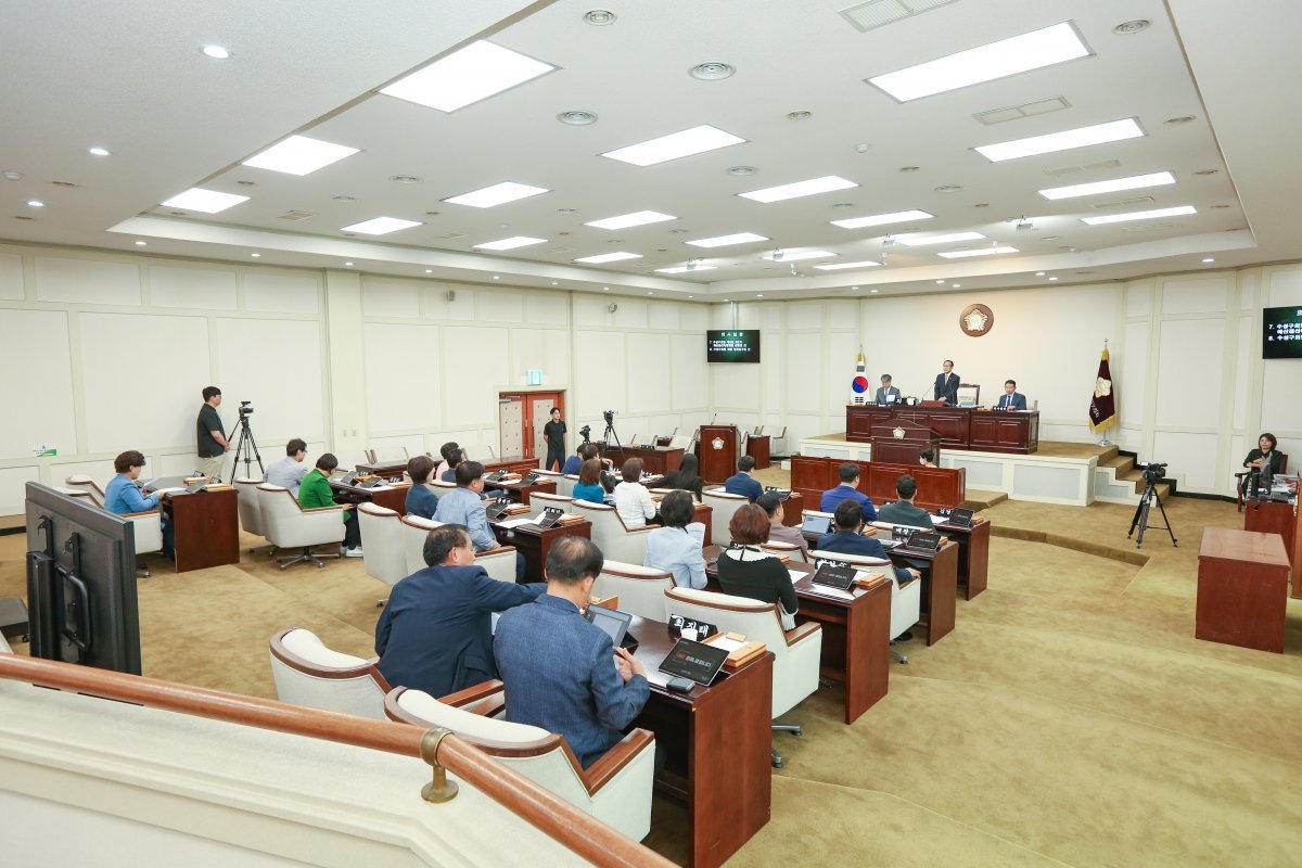 대구 수성구의회는 지난달 26일 더불어민주당 소속 차현민 구의원 징계 요구의 건을 의결했다. 수성구의회 제공