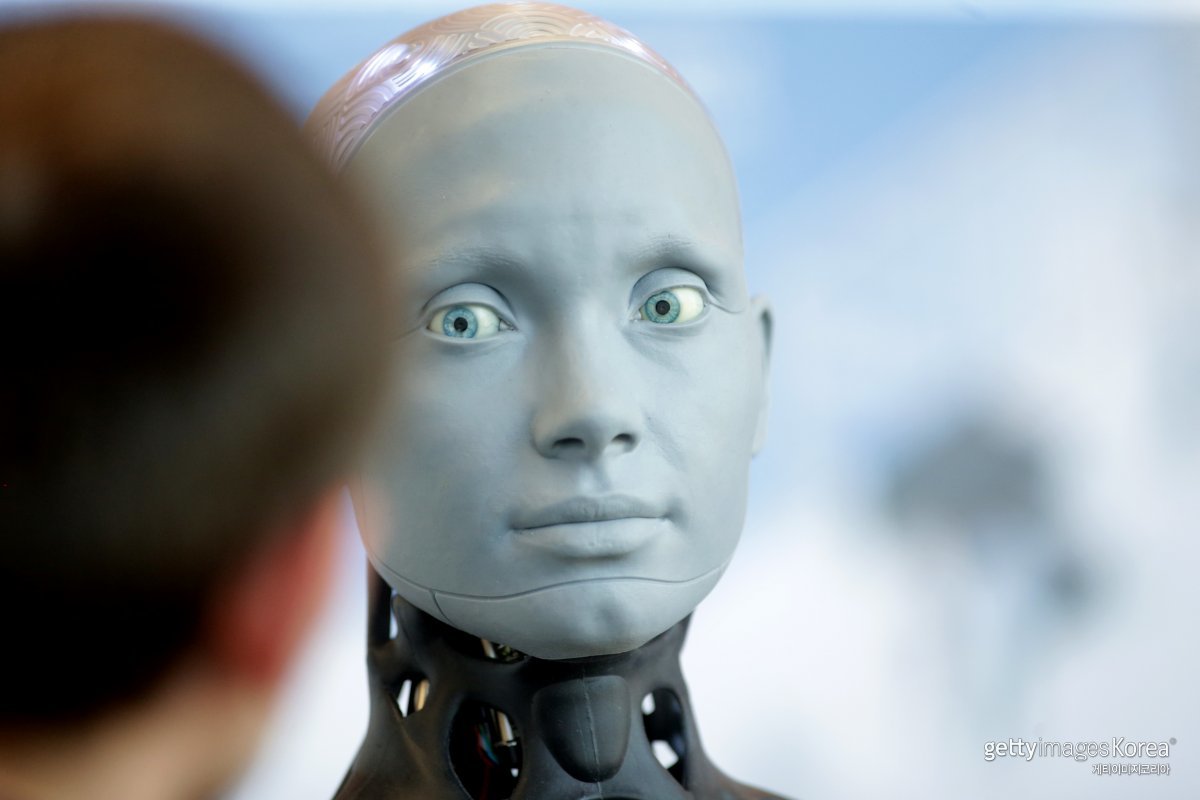 영국 기업 엔지니어드 아츠의 휴머노이드 로봇 ‘아메카’. ⓒ(GettyImages)/코리아