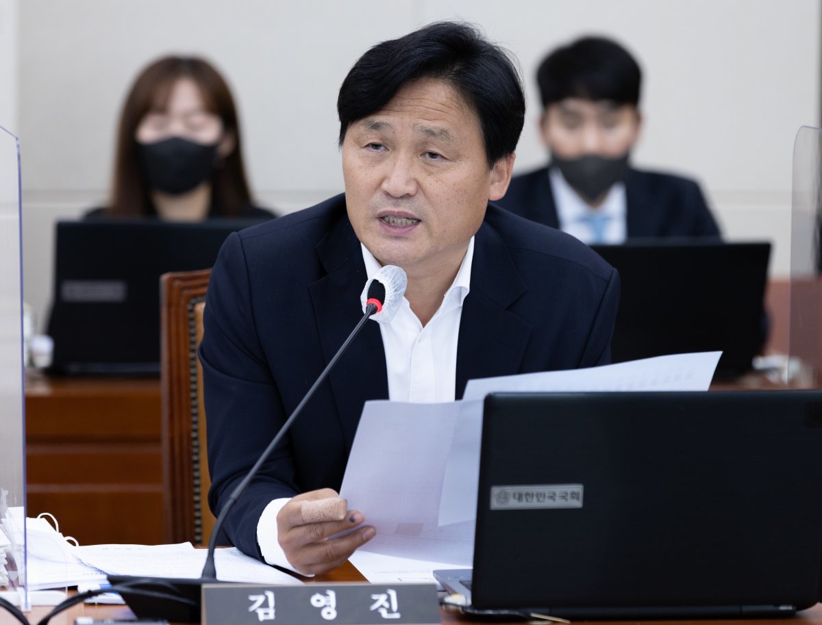 김영진 민주당 의원. 뉴스1