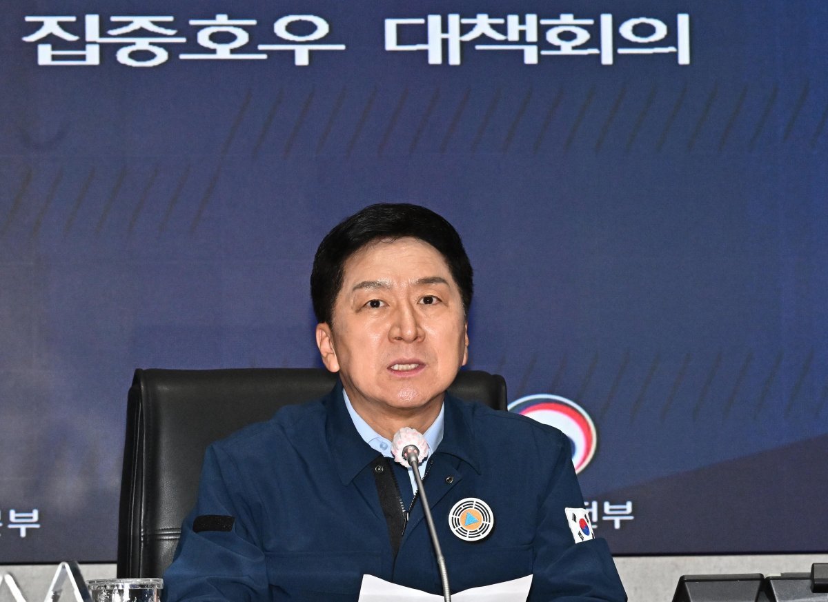김기현 국민의힘 대표가 18일 서울 종로구 중앙재난안전대책본부 서울상황센터를 방문해 발언을 하고 있다.  뉴시스