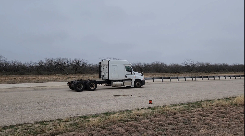 미국 텍사스에서 자율주행 트럭 테스트를 진행하고 있다. 출처=반프
