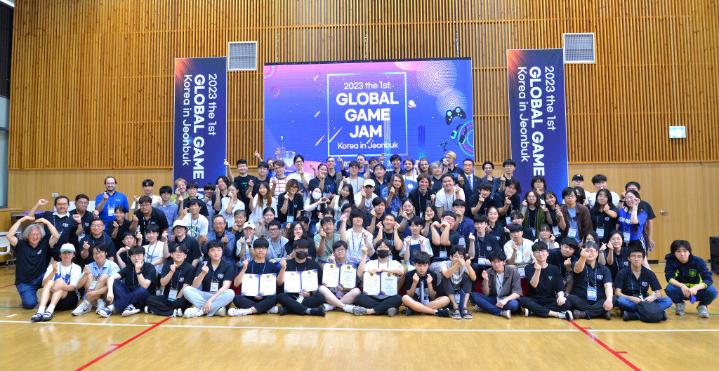 글로벌 게임잼 전체 참여자 모습 / 출처=IT동아