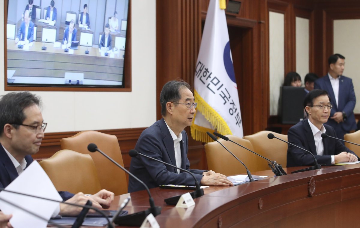 한덕수 국무총리가 17일 오전 서울 종로구 정부서울청사에서 열린 국정현안관계장관회의에 참석해 발언하고 있다. 2023.08.17.  서울=뉴시스