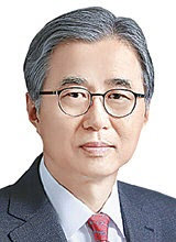 최강 아산정책연구원장