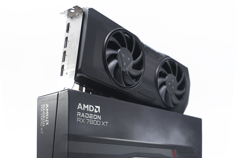 AMD 라데온 RX 7800 XT는 QHD 게이밍 환경을 상정한 라인업이다 / 출처=IT동아