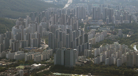 서울 송파구 롯데월드타워 서울스카이에서 바라본 강남구 아파트 단지. 2023.9.5/뉴스1 ⓒ News1