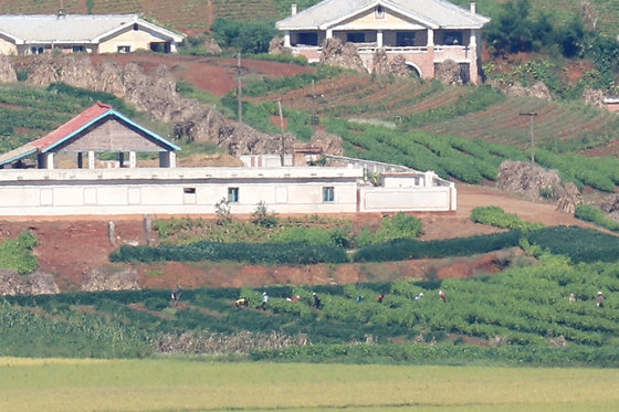 경기 파주 오두산 통일전망대에서 바라본 북한 황해북도 개풍군 일대. 2023.9.14/뉴스1 ⓒ News1