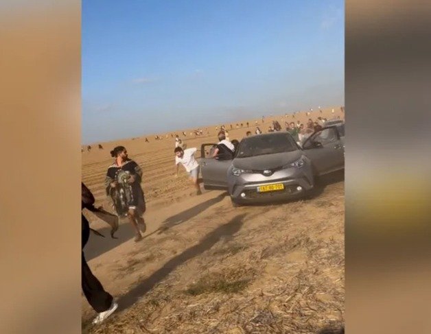 하마스의 공격을 피해 달아나는 음악 축제 참가자들. 인스타그램 한 영상 캡처