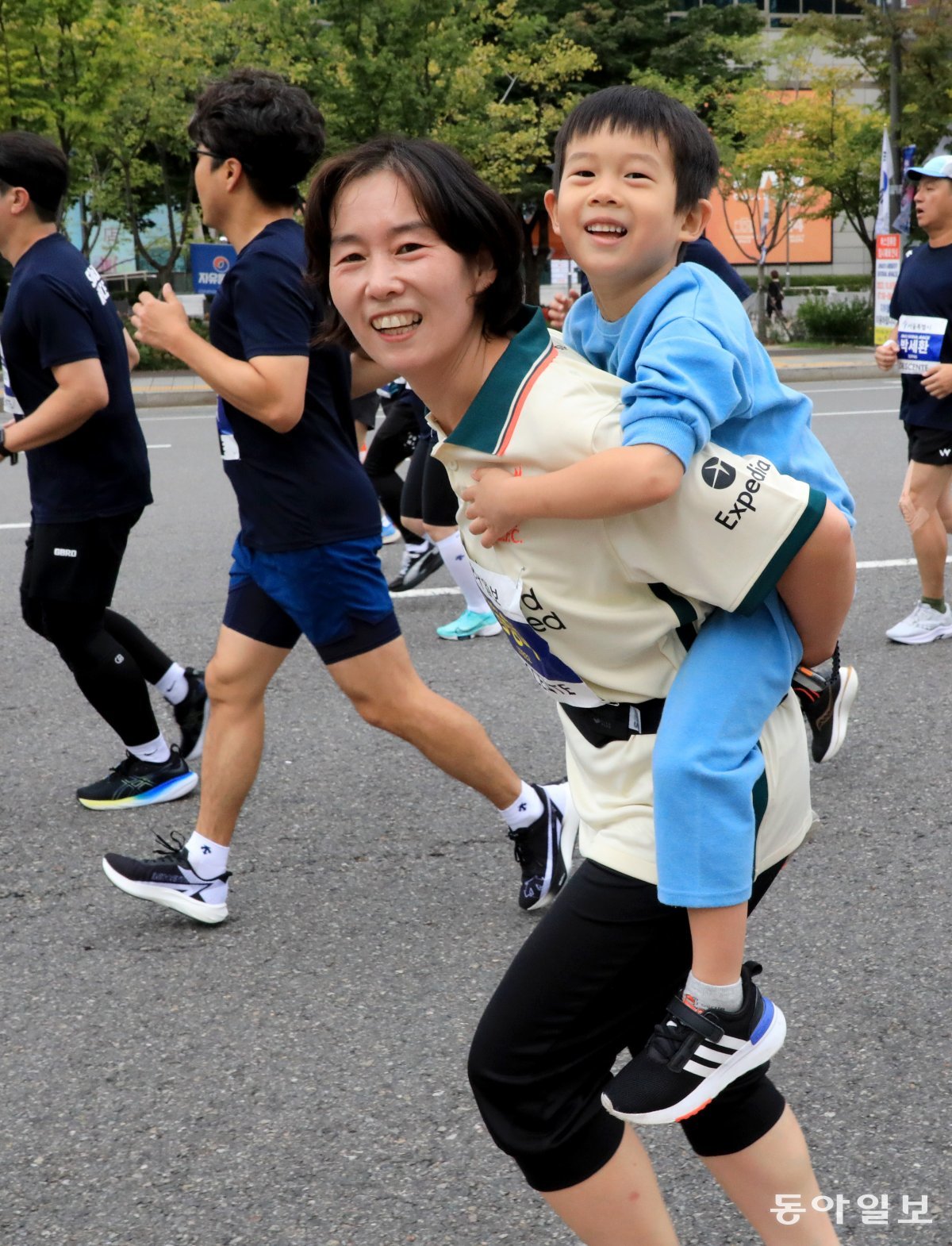 김영미 씨(왼쪽)과 막내 아들 박상현 군. 전영한 기자 scoopjyh@donga.com