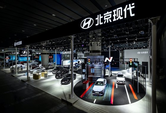 ‘2021 광저우 국제모터쇼’에서 중국형 투싼 N라인을 공개한 현대자동차. (현대자동차 제공) 2021.11.19/