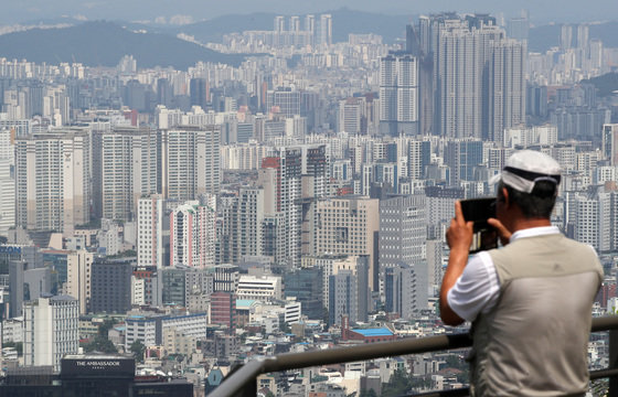 서울 도심 아파트 가격 2023.8.17/뉴스1