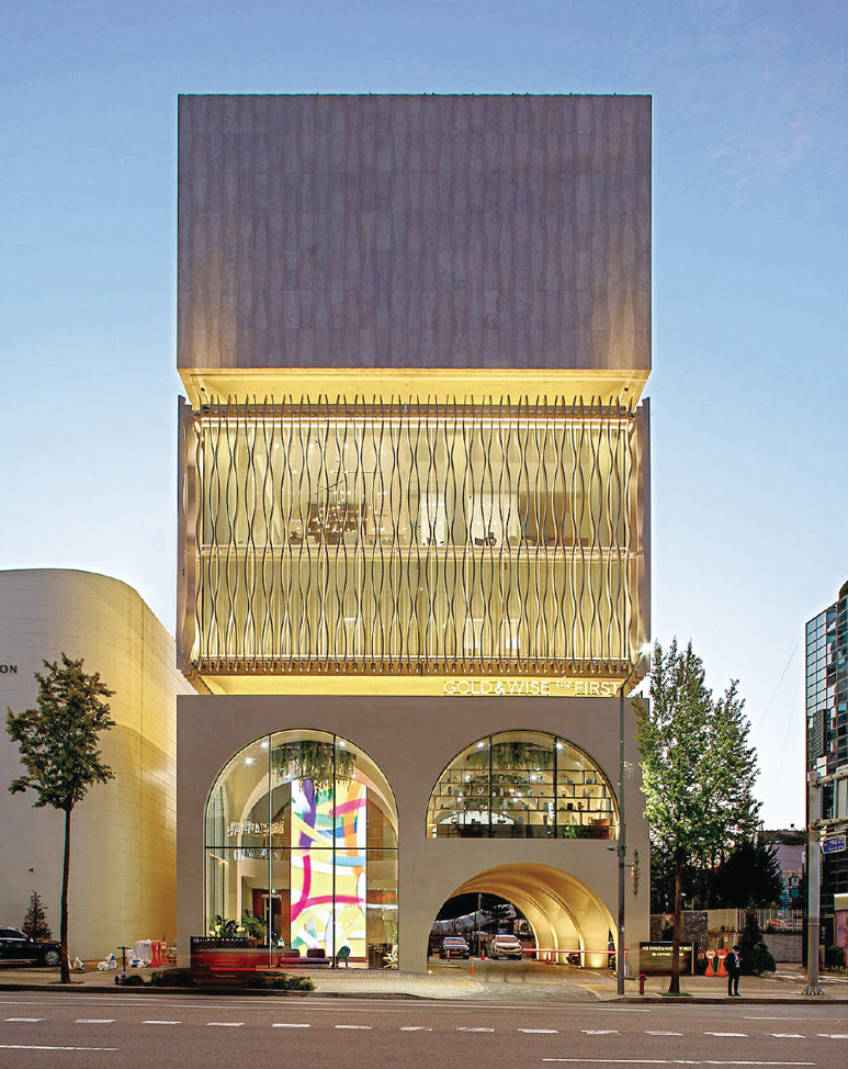 강남구가 최근 ‘제12회 아름다운 건축물 전시회’에서 대상으로 선정한 ‘GOLD&WISE THE FIRST’의 전경. 강남구 제공
