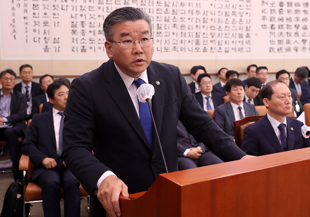 유병호 감사원 사무총장이 26일 오전 서울 여의도 국회에서 열린 법제사법위원회 종합 국정감사에서 의원 질의에 답변하고 있다. 2023.10.26. 뉴시스