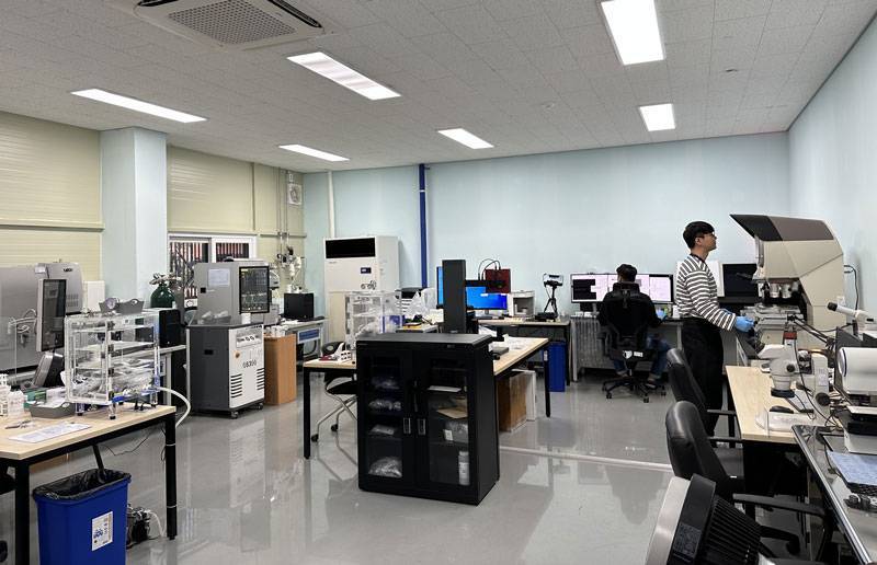 3D프린팅 기반 의료기기를 연구하는 경북대학교 의료융합기술센터 / 출처=경북대학교