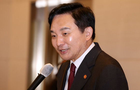 원희룡 국토교통부 장관이 31일 서울 영등포구 여의도동 FKI타워에서 열린 ‘신규 국가산업단지 기업설명회’에서 모두발언을 하고 있다. 2023.10.31. 뉴스1