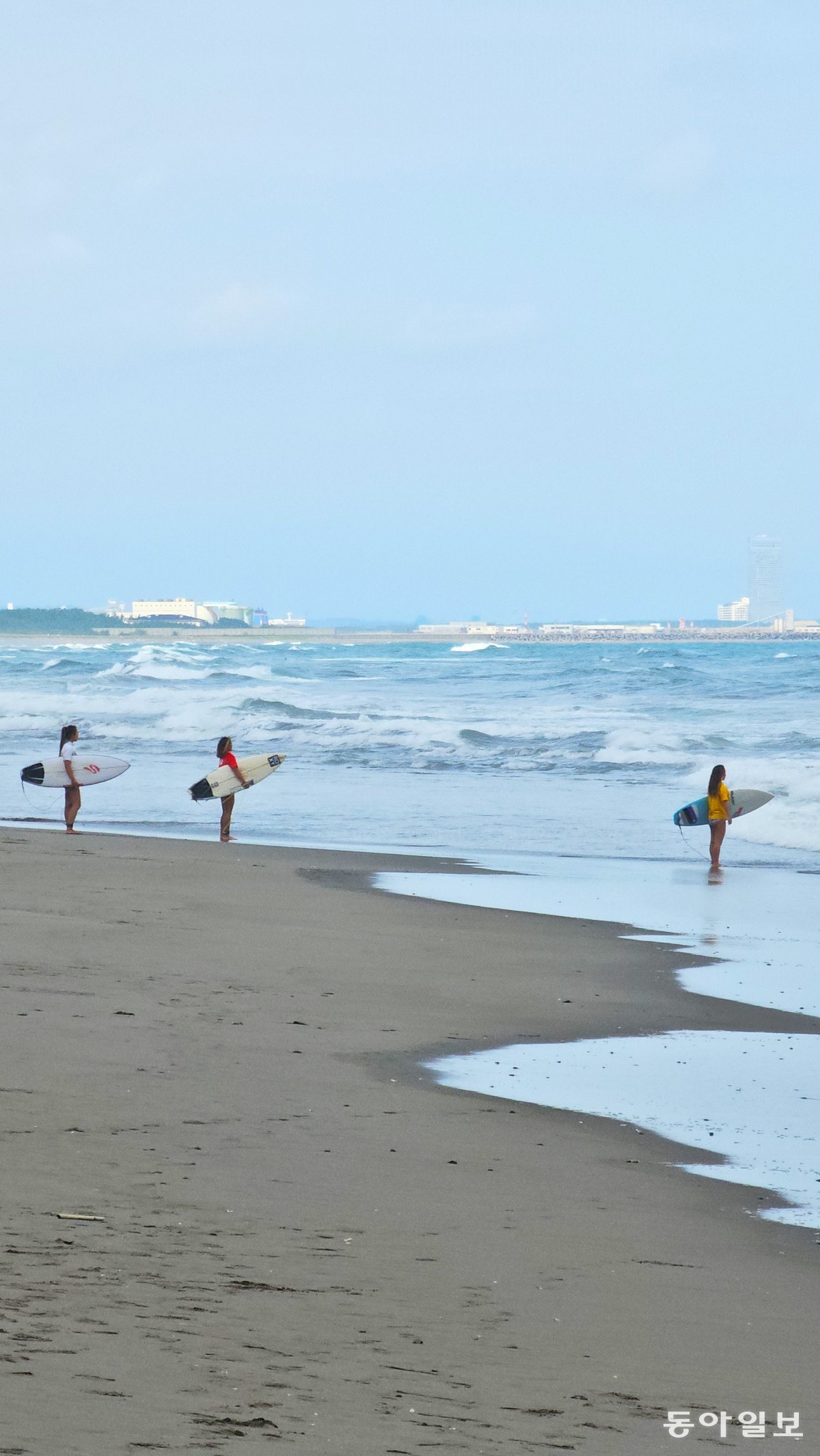 전일본 서핑챔피언십 대회가 열린 미야자키시 기사키하마 해변.