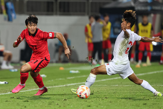 정상빈이 12일 경남 창원축구센터에서 열린 2024 파리 올림픽 1차 예선을 겸한 2024 아시아축구연맹(AFC) 23세 이하(U23) 아시안컵 예선 B조 조별리그 최종 3차전 미얀마와 대한민국의 경기에서 돌파를 시도하고 있다. 2023.9.12/뉴스1