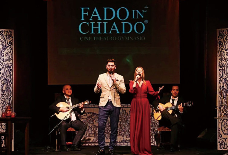 포르투갈 리스본의 ‘파두 인 치아두(FADO IN CHIADO)’에서 펼쳐지는 공연. 큐브밸리 제공