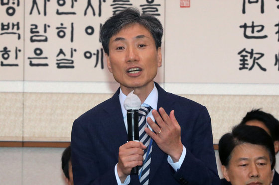 김영신 공직감찰본부장이 29일 서울 여의도 국회에서 열린 법제사법위원회 전체회의에서 의원 질의에 답하고 있다. 2023.6.29/뉴스1