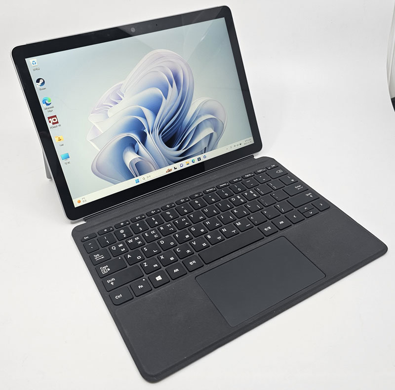 마이크로소프트 서피스 고 4(Microsoft Surface Go 4) / 출처=IT동아