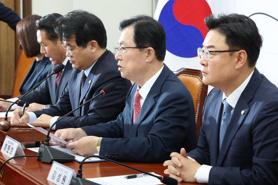 이만희 국민의힘 사무총장이 8일 서울 여의도 국회에서 열린 총선기획단 1차회의에서 발언을 하고 있다. 2023.11.8 뉴스1